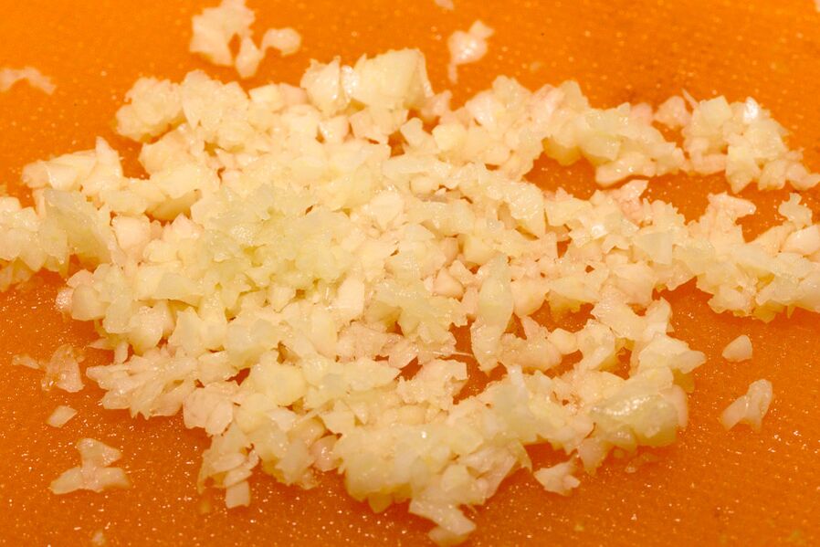 Knoblauch zur Beseitigung von Parasiten